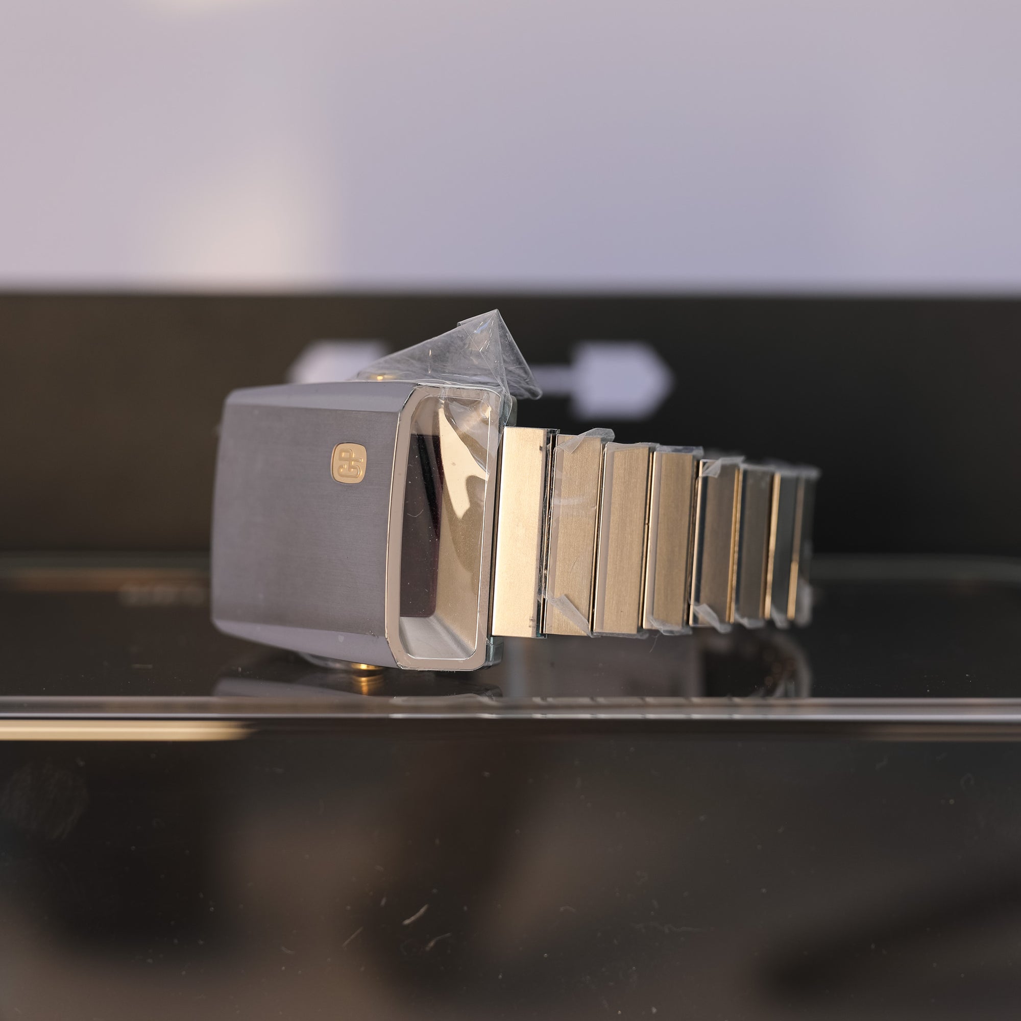 Girard-Perregaux Casquette 2.0 Titanium & Gold 39800-21-3199-6CM - WATCHXNYC