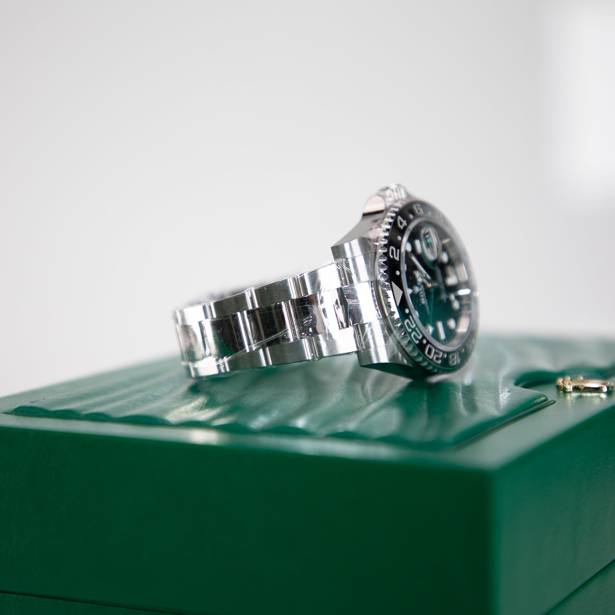Rolex GMT-Master II Bruce Wayne 40 mm Black Dial Oystersteel Oyster Bracelet 126710grnr-0004 - WATCHXNYC