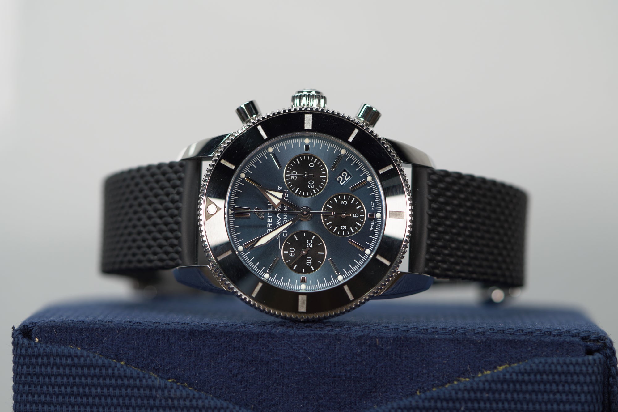Breitling Superocean Heritage B01 Chronograph 44 mm Black And Blue Dial Stainless Steel Rubber Black Strap AB0162121C1S1 - WATCHXNYC