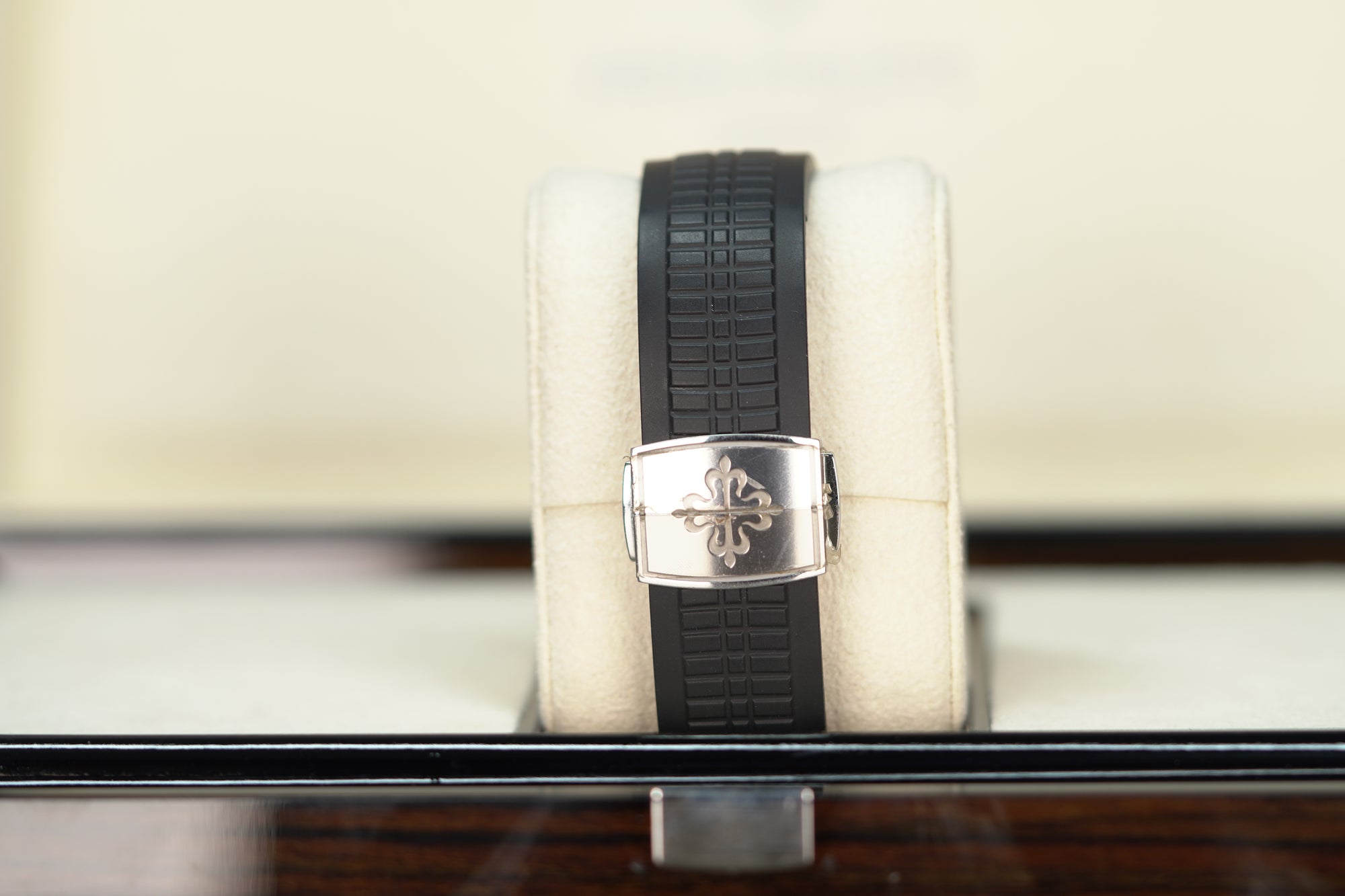 Patek Philippe  Aquanaut 40.8 mm Black Dial Stainless Steel Rubber Strap 5167A-001 - WATCHXNYC