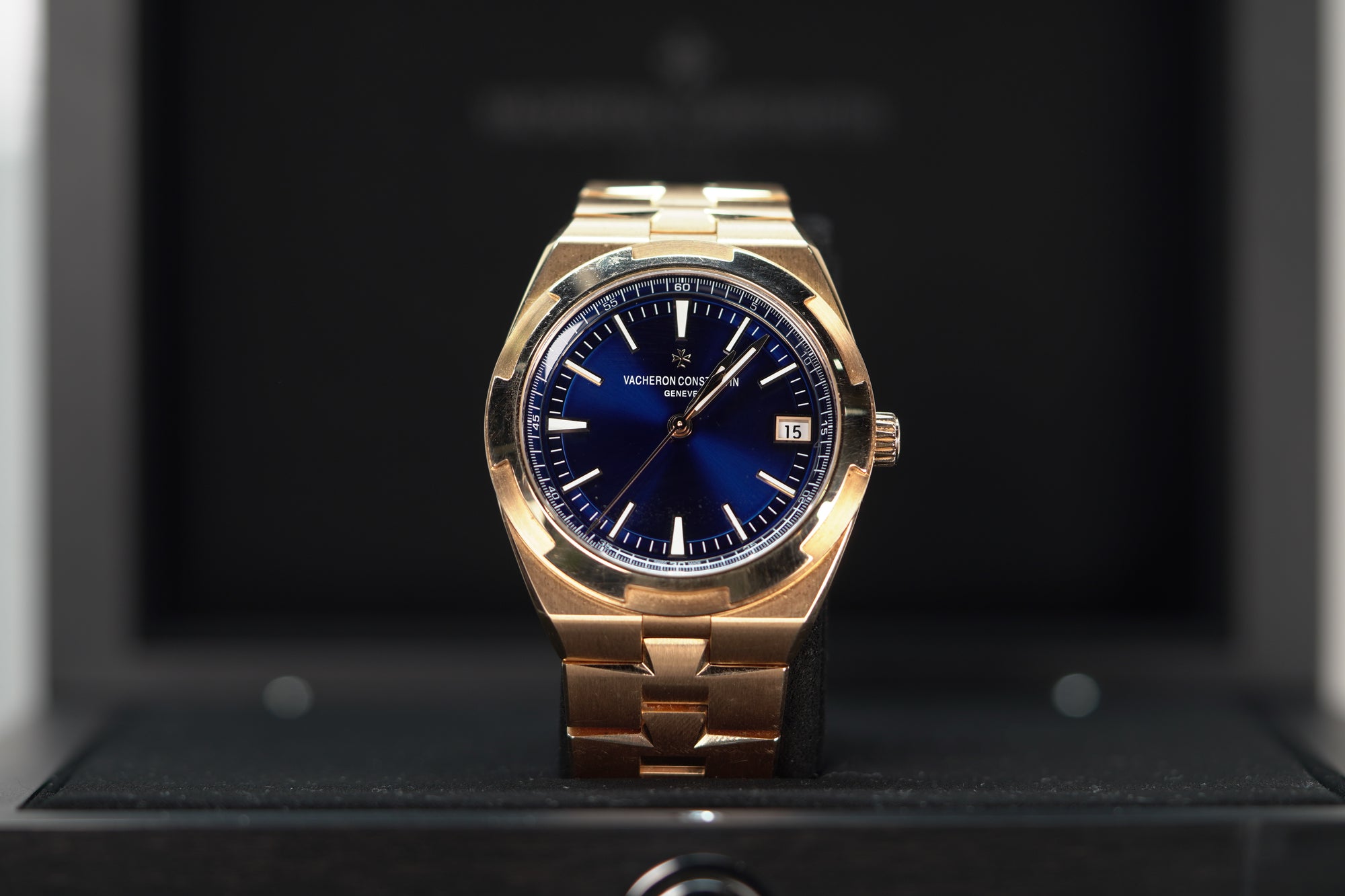Vacheron Constantin Overseas self-winding 34.5 mm Blue Dial 18K Pink Gold Bracelet 4600V/200R-B979 - WATCHXNYC