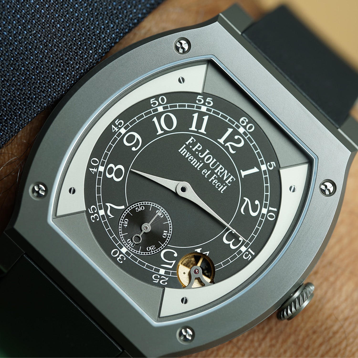 The Watch That Sleeps: Inside the F.P. Journe Élégante 48 Titalyt