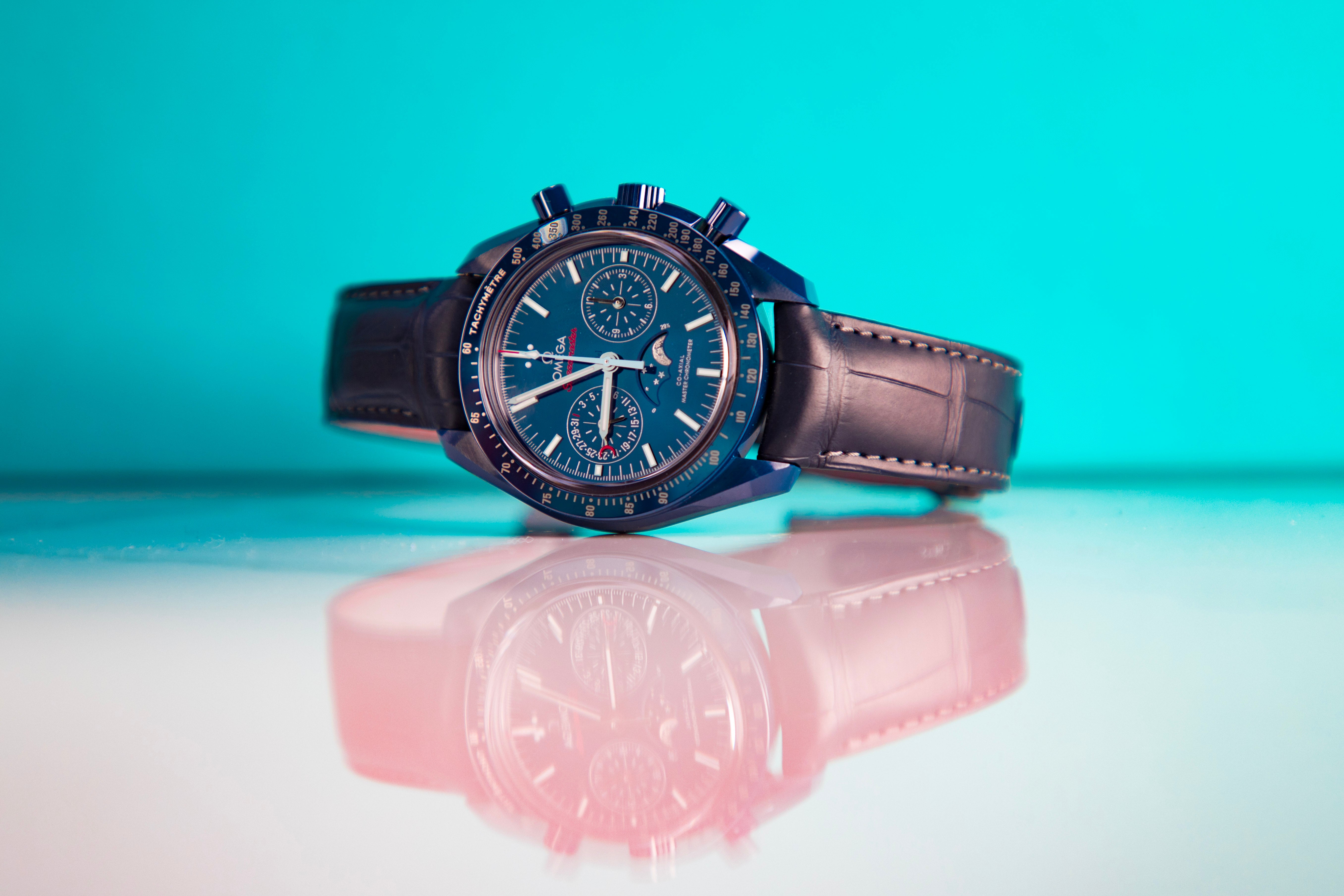 Omega Speedmaster Moonphase Blue Dial 44.25 mm Blue ceramic Strap 304.