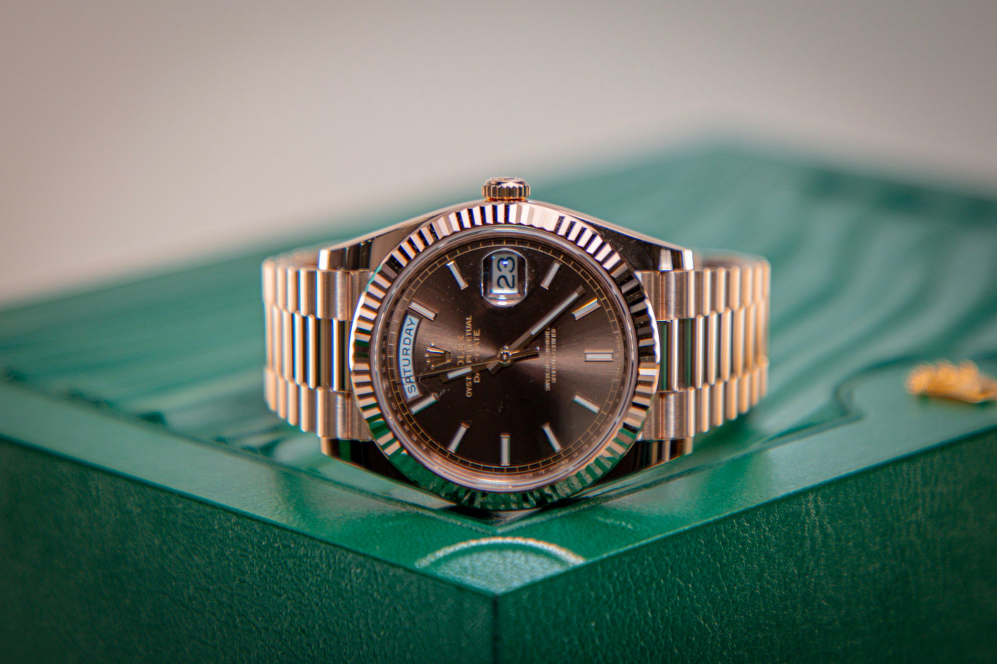 Rolex Oyster 40 mm Chocolate Dial 18 kt Everose Gold President, Semi-Circular Three-Piece Links 228235-0053