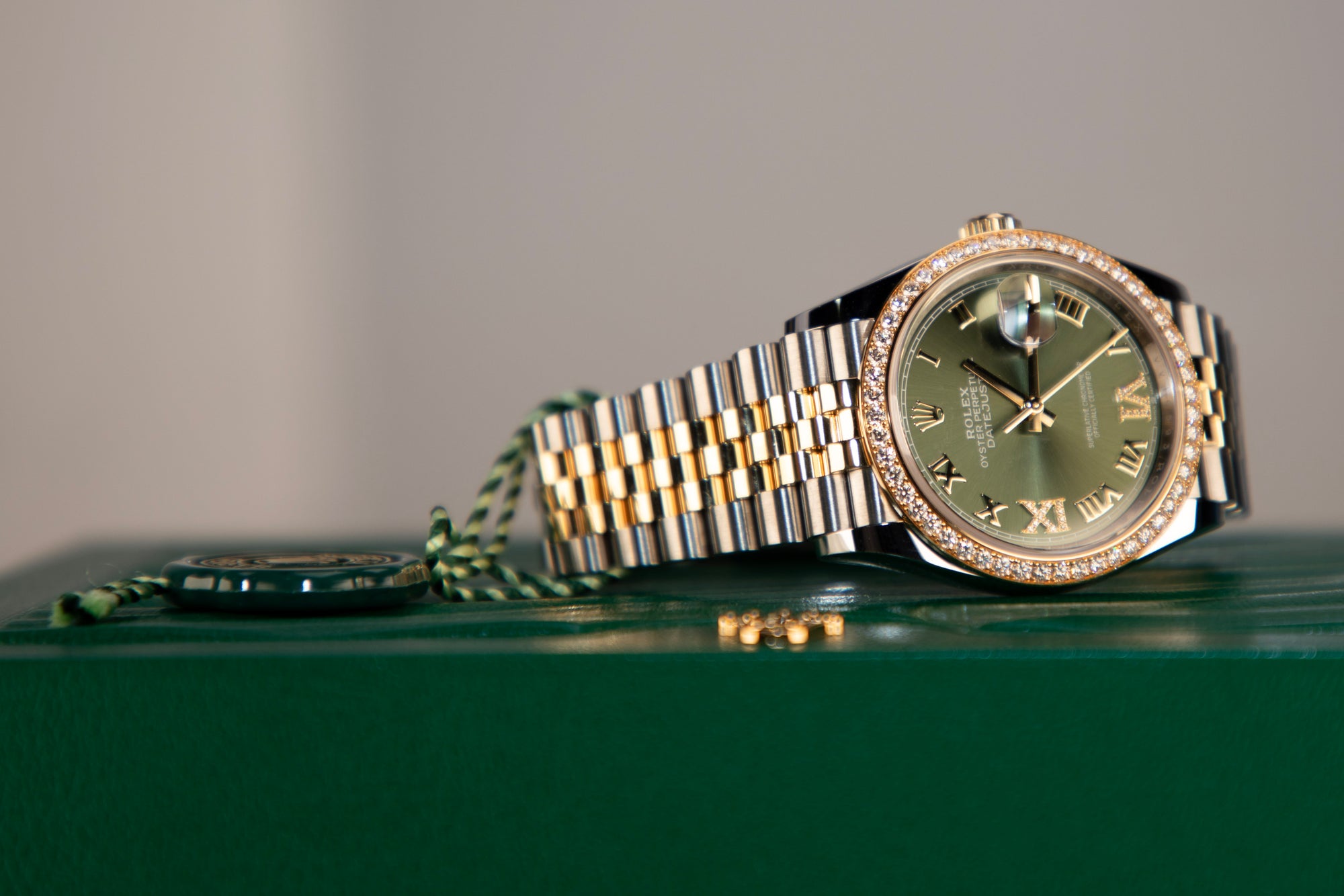 Rolex Datejust 31 31 mm Olive Green Set With Diamonds Dial Oystersteel and 18k Yellow Gold Jubilee Bracelet 278383rbr-0016