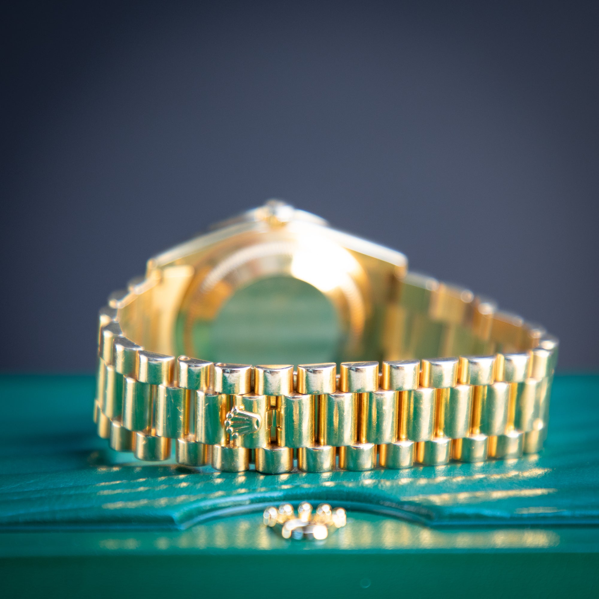 Rolex Day-Date 36 36 mm Champagne-Colour Dial 18k Yellow Gold President Bracelet 128238-0045