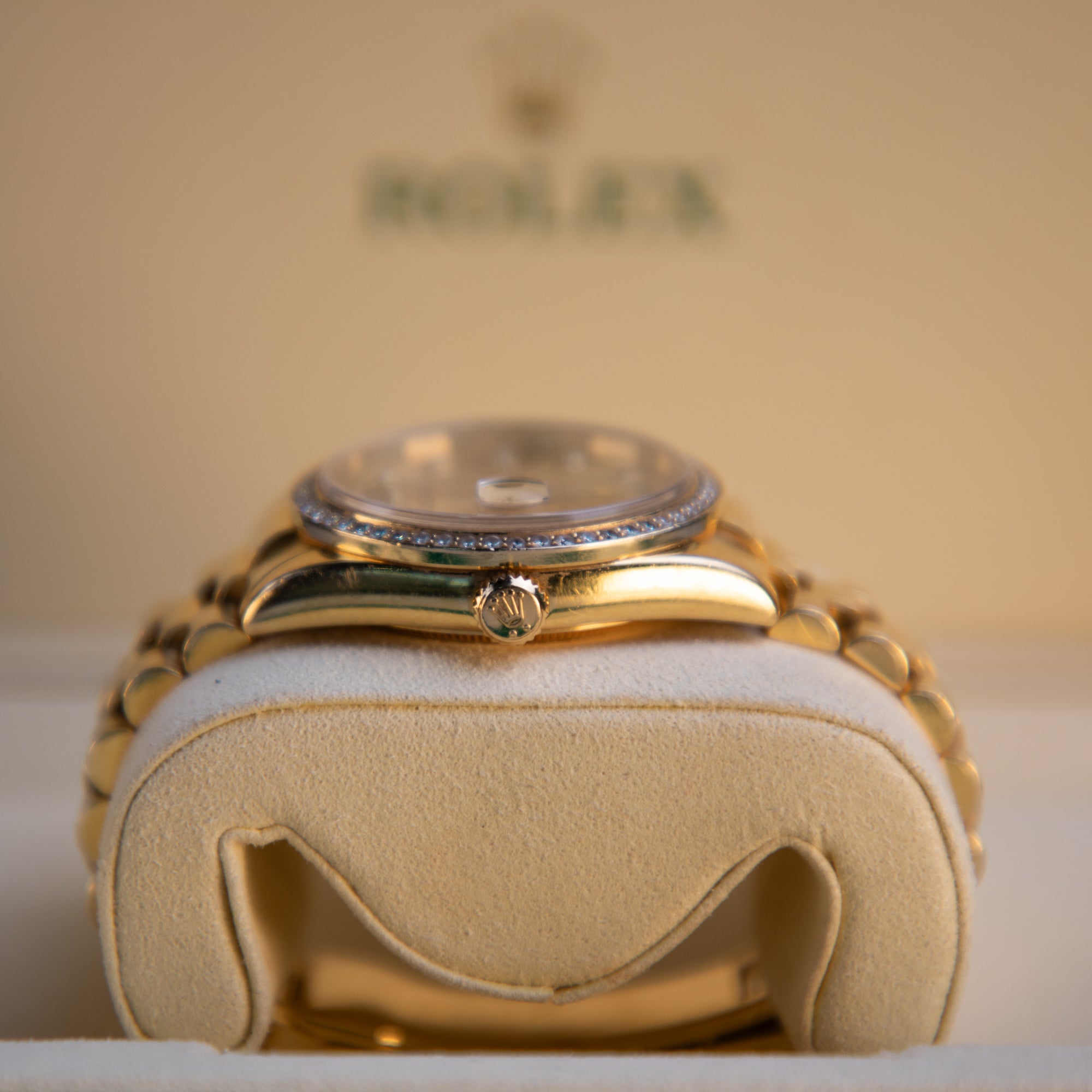 Rolex Day-Date 36 36 mm Champagne-Colour Dial 18k Yellow Gold President Bracelet 128238-0045