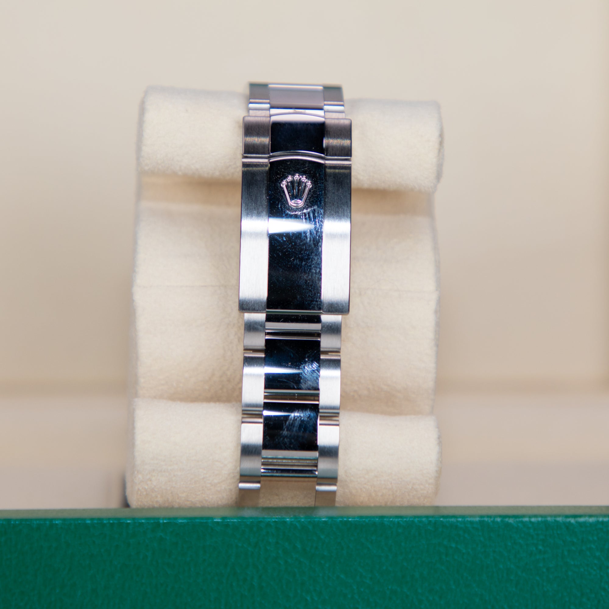 Rolex Datejust 41 mm Wimbledon Slate Dial Oystersteel and White Gold Oyster Bracelet 126334-0021 - WATCHXNYC