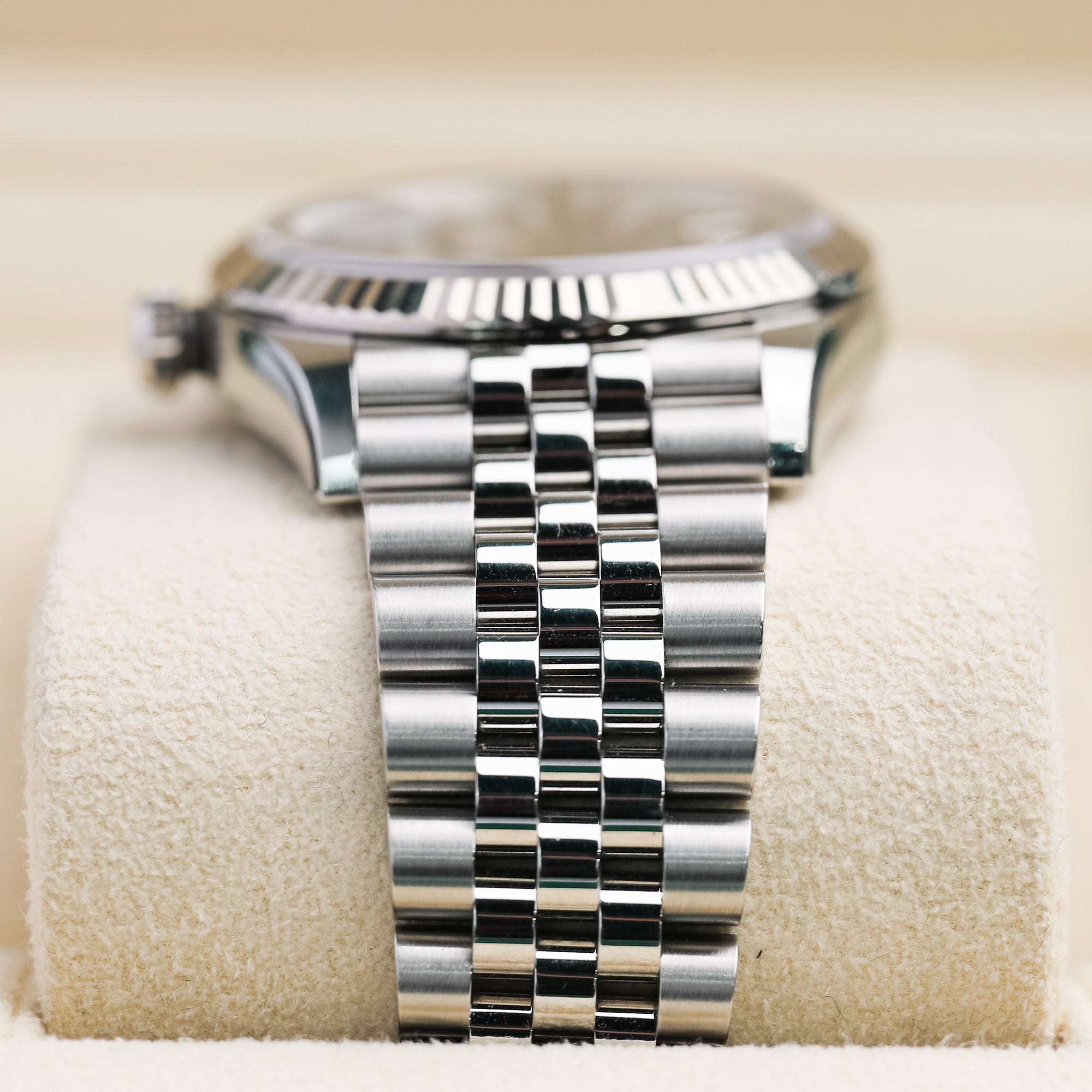 Rolex Datejust 36 36mm Bright Blue  Dial Oystersteel and White Gold Jubilee Bracelet 126234-0017 - WATCHXNYC