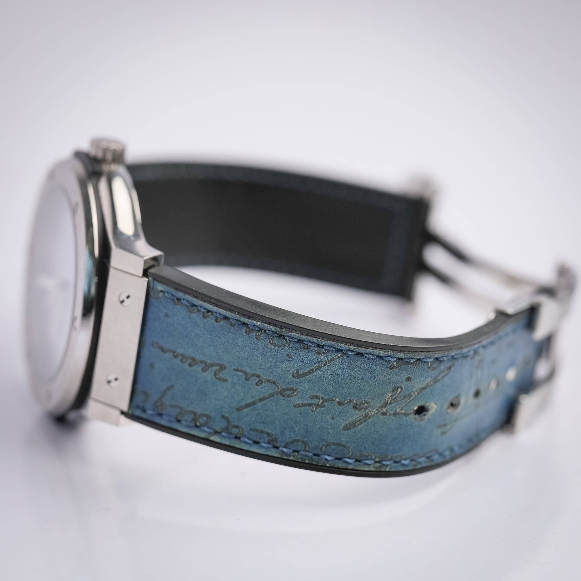 Hublot Classic Fusion Berltui Blue 511.NX.050B.VR.BER16