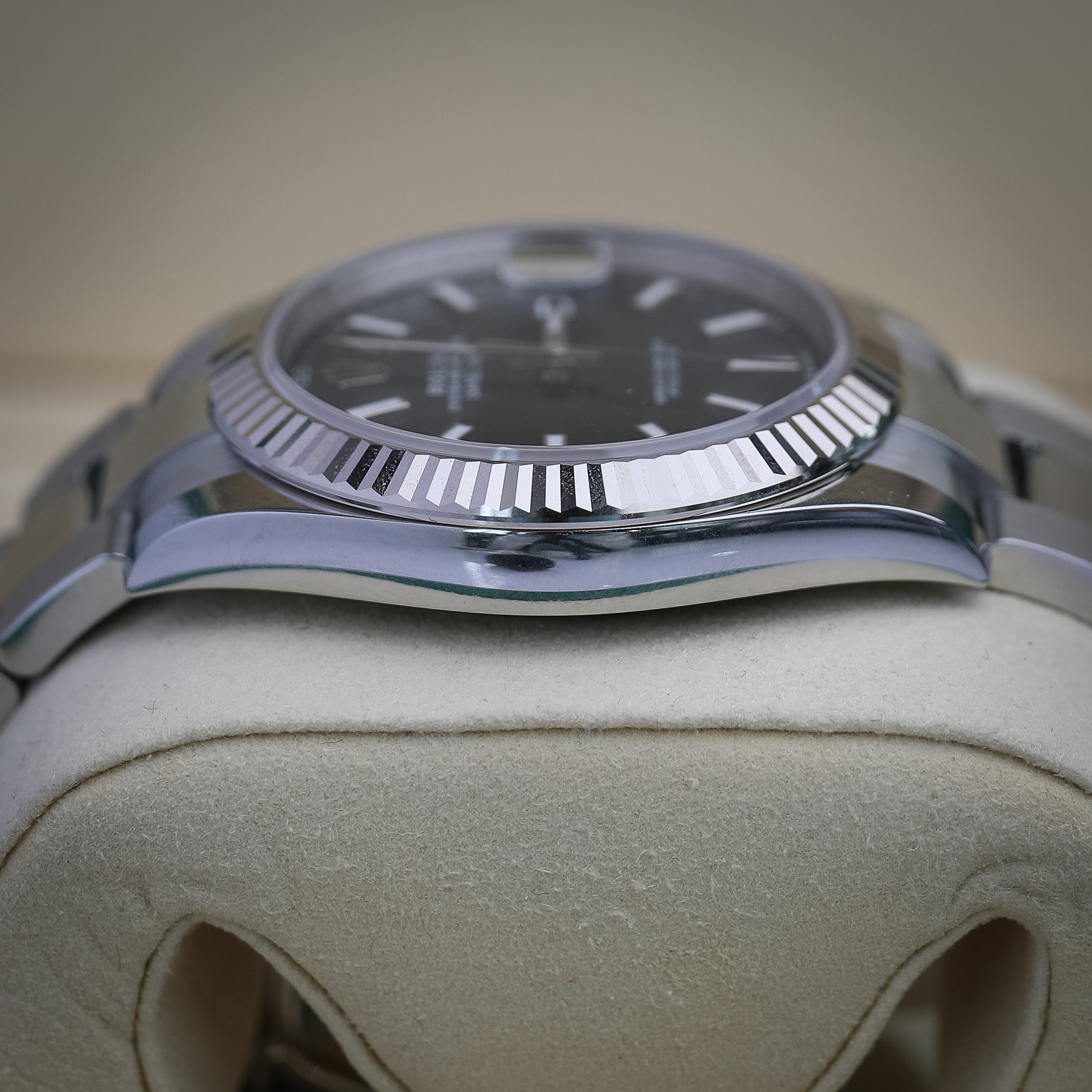 2025 Rolex Datejust 41 mm Bright blue Dial White Rolesor Oyster bracel