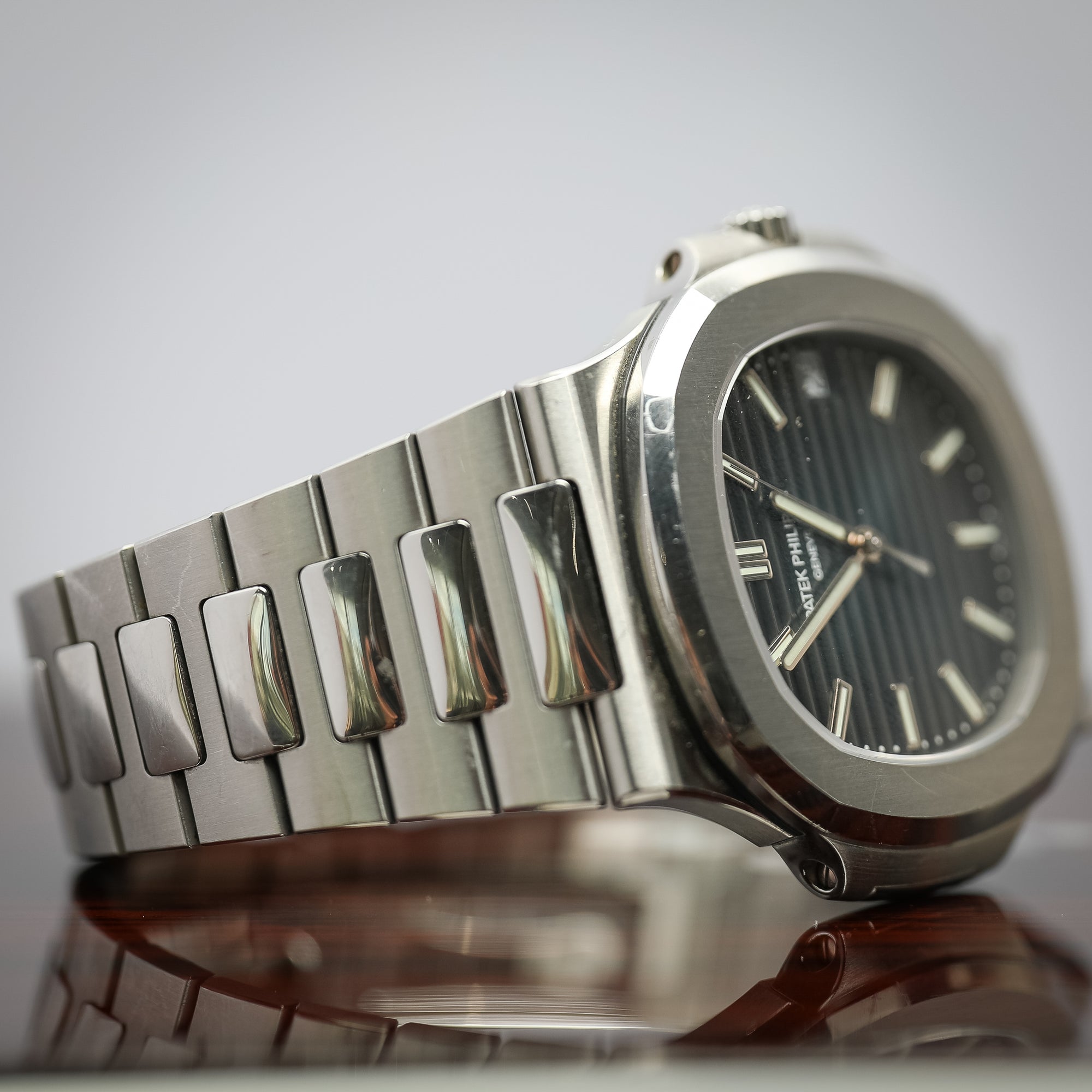 Patek Philippe Nautilus Blue Stainless Steel 5711/1A-010 - WATCHXNYC