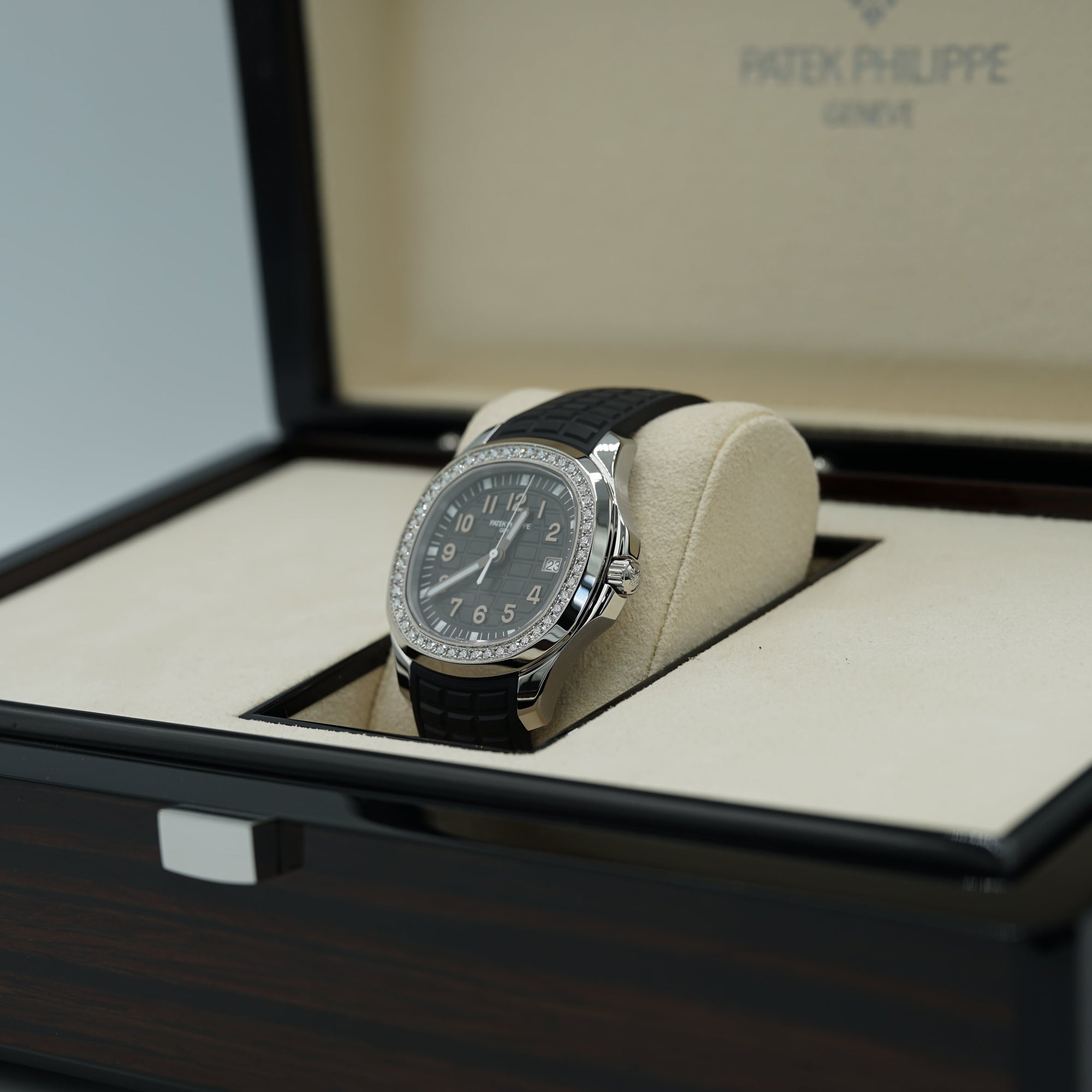 Patek Philippe 5267/200A-001 Aquanaut 38.8mm Black Dial Stainless Steel - WATCHXNYC