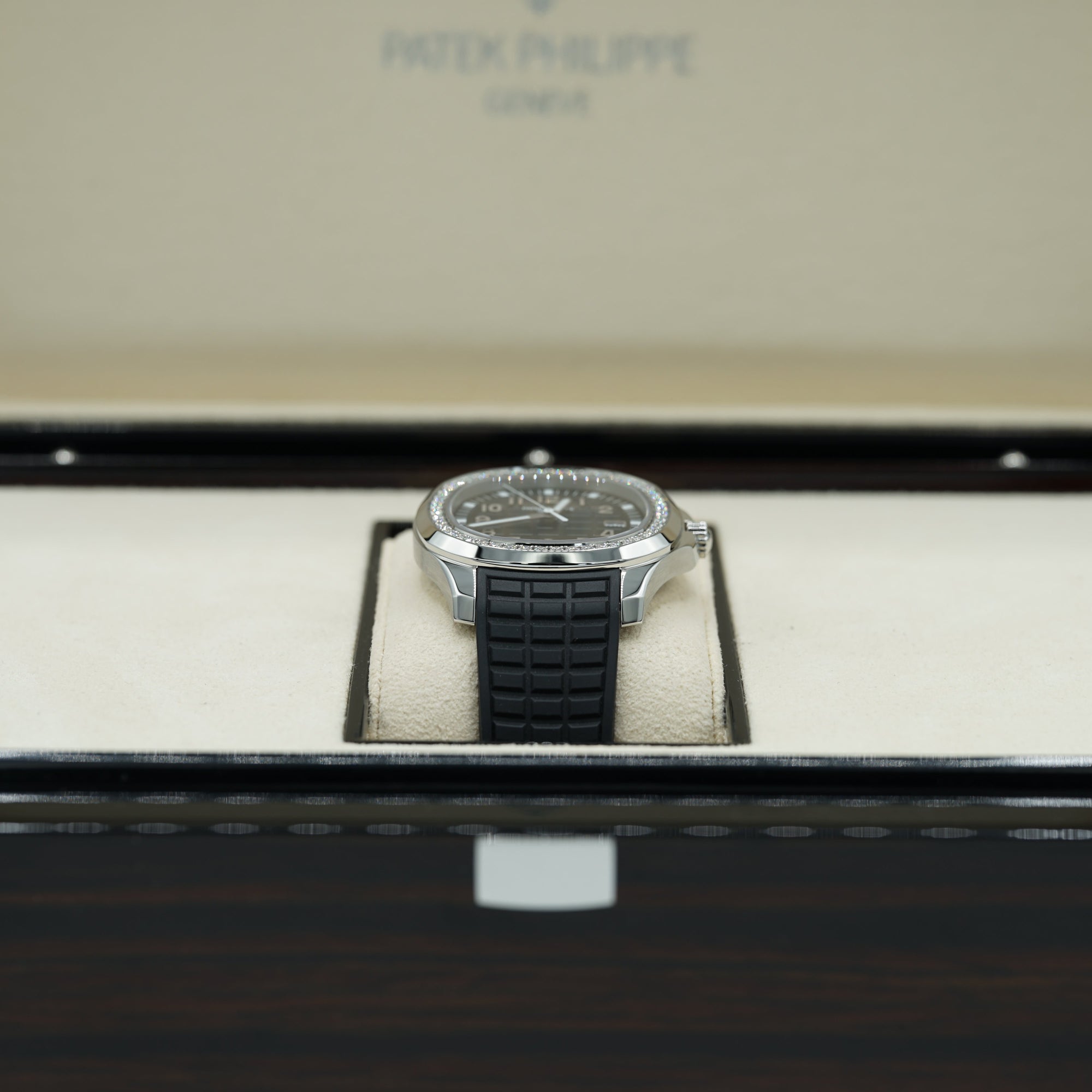 Patek Philippe 5267/200A-001 Aquanaut 38.8mm Black Dial Stainless Steel - WATCHXNYC