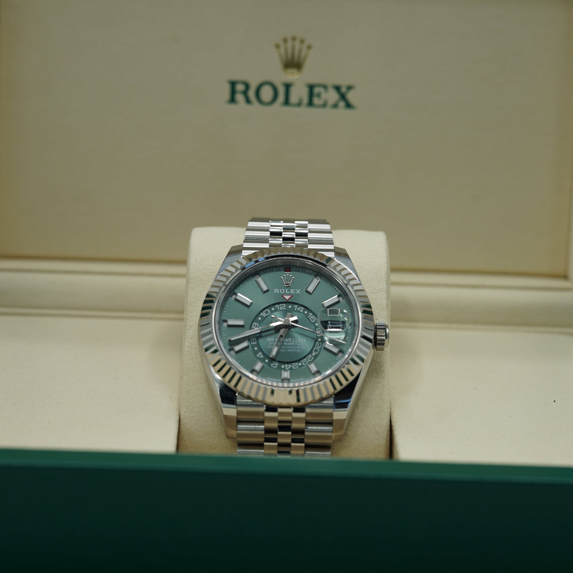 Rolex Sky-Dweller 42 mm Mint Green Dial Oystersteel and yellow gold Oyster Bracelet 336934-0001 - WATCHXNYC