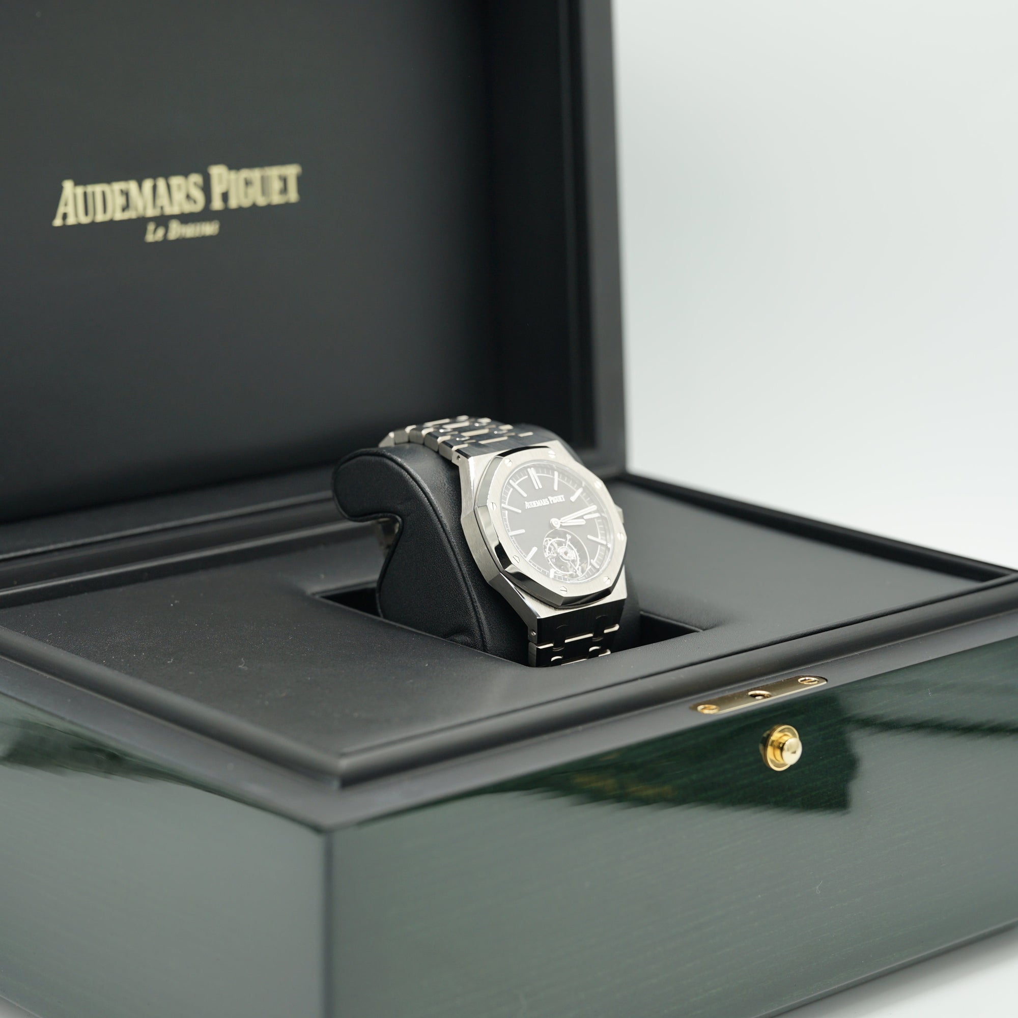 Audemars Piguet Royal Oak 41mm Slate Grey Dial Titanium 26530TI.OO.1220TI.01 - WATCHXNYC
