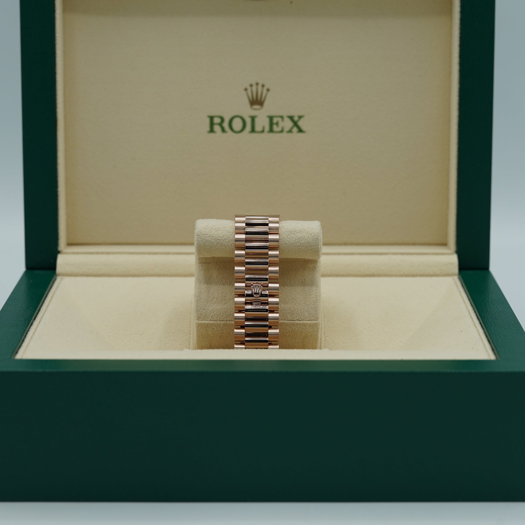 Rolex Oyster 40 mm Olive Green Dial 18 kt Everose Gold President, Semi-Circular Three-Piece Links 228235-0025 - WATCHXNYC