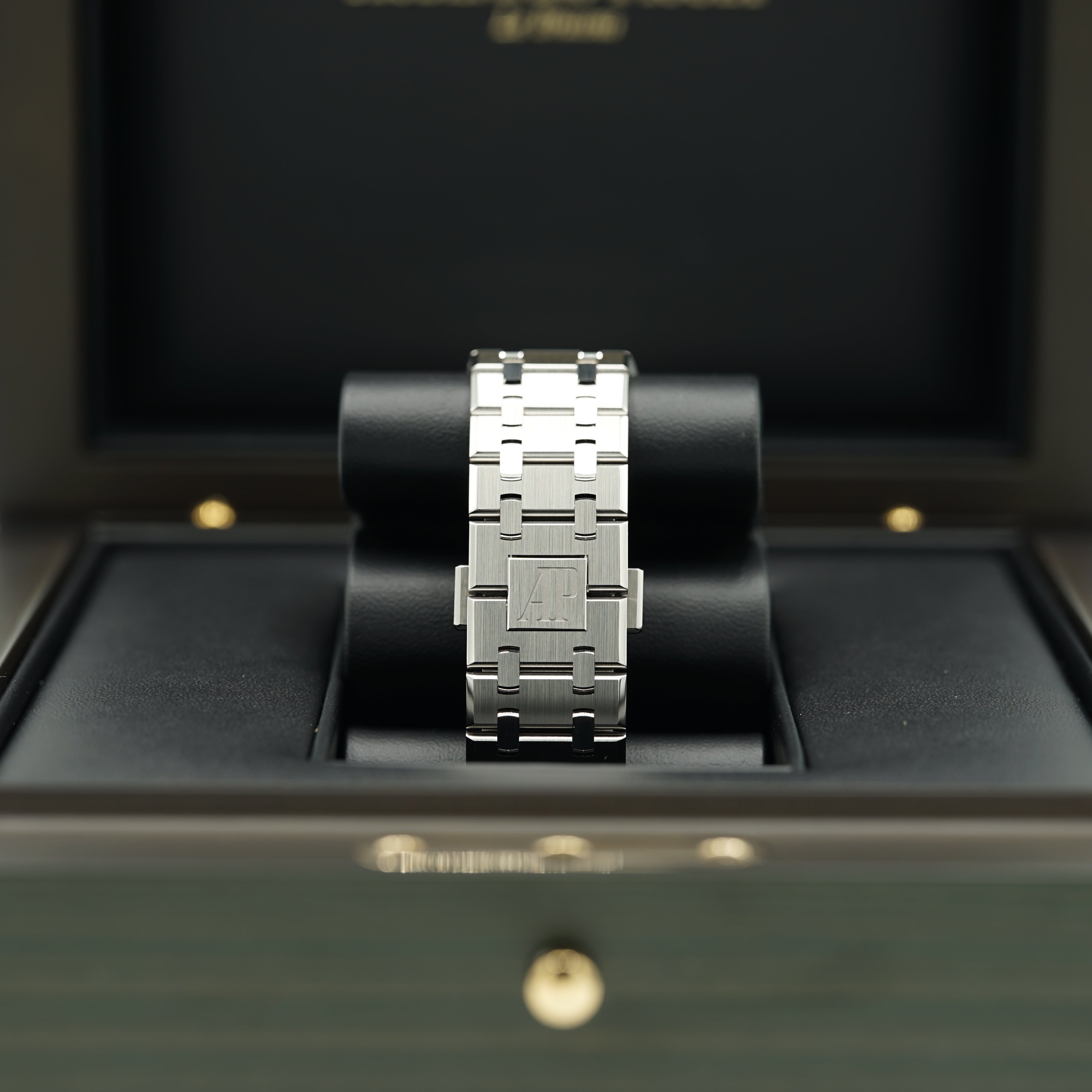 Audemars Piguet Royal Oak Selfwinding 41 mm Blue Dial Stainless Steel
