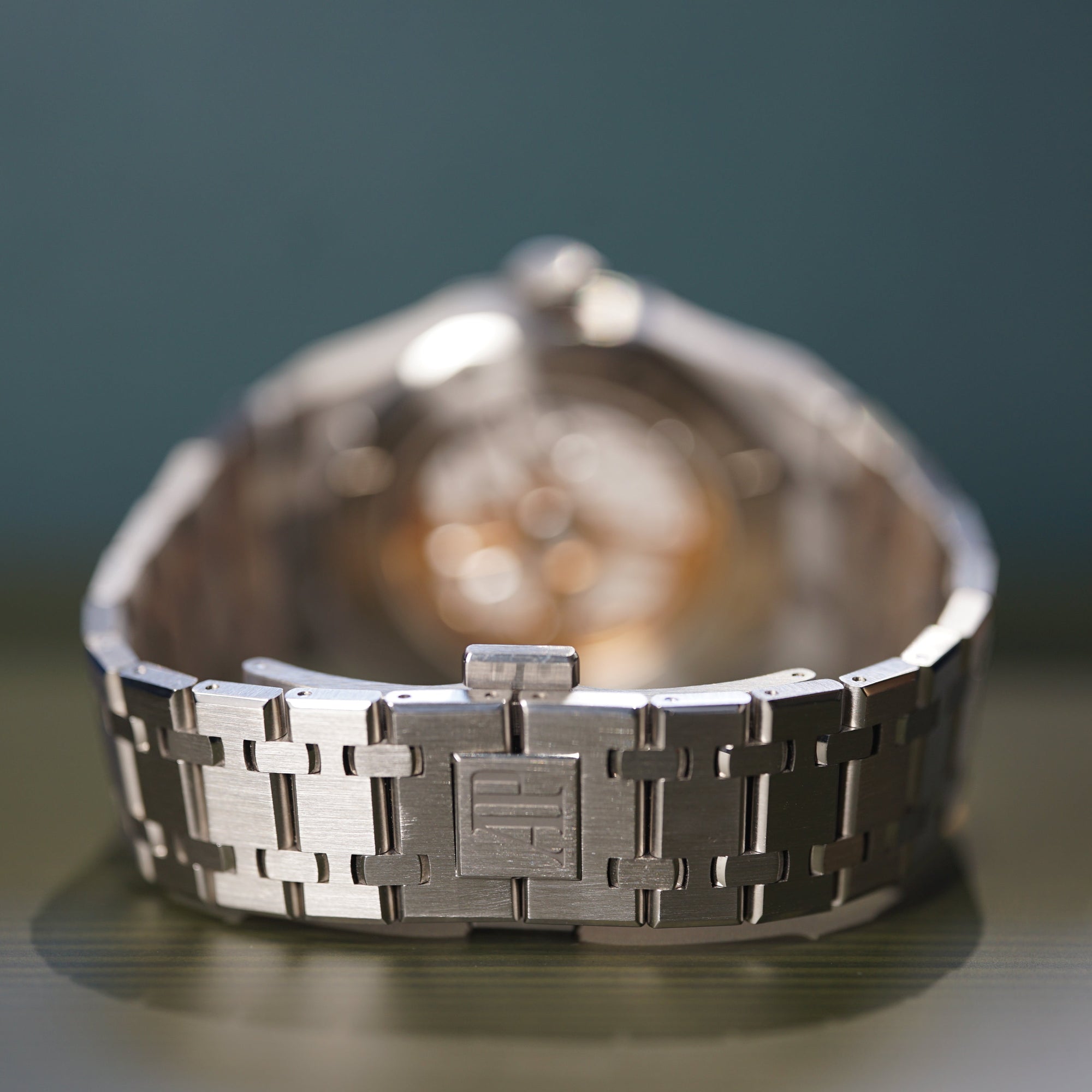 Audemars Piguet Royal Oak Reloj automático de 37 mm con esfera azul claro y brazalete de acero inoxidable 15550ST.OO.1356ST.08 
