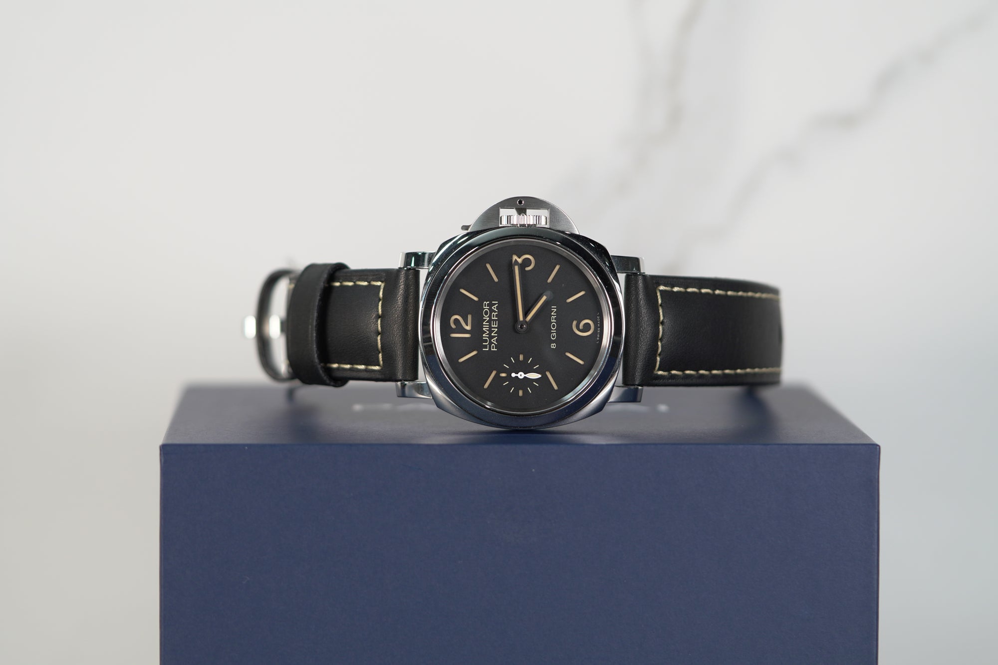 Panerai Luminor 8 Giorni 44 mm Black Dial Stainless Steel Black   Leather Strap PAM00915