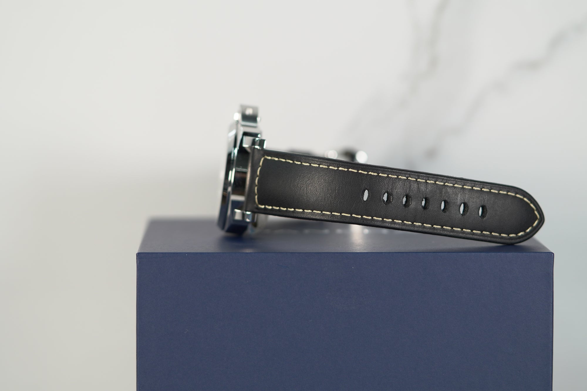 Panerai Luminor 8 Giorni 44 mm Black Dial Stainless Steel Black   Leather Strap PAM00915