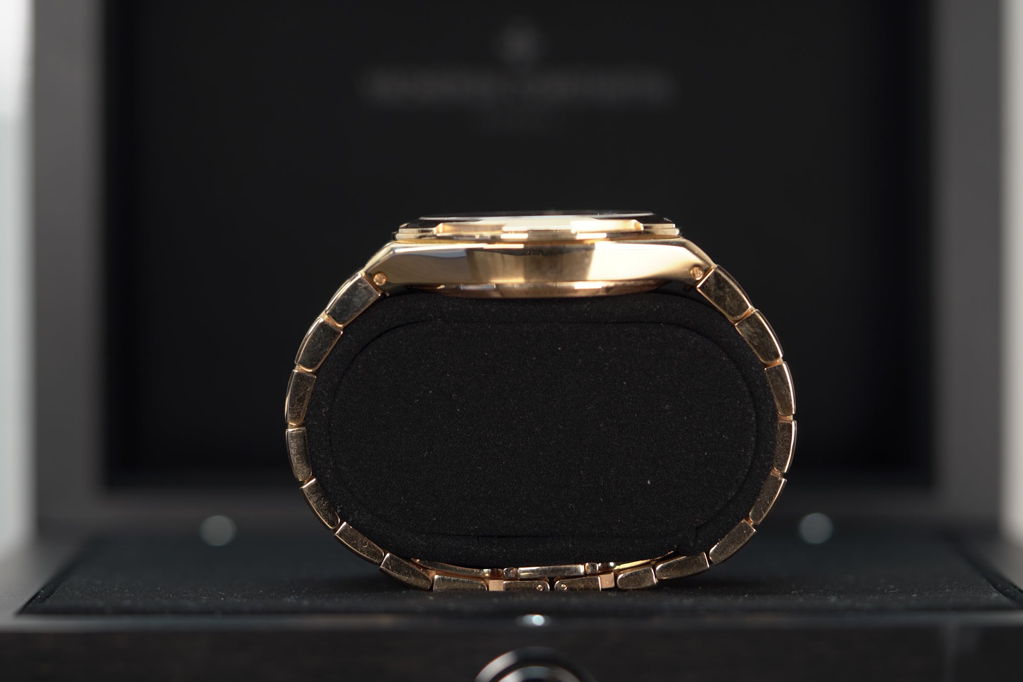 Vacheron Constantin Overseas self-winding 34.5 mm Blue Dial 18K Pink Gold Bracelet 4600V/200R-B979 - WATCHXNYC