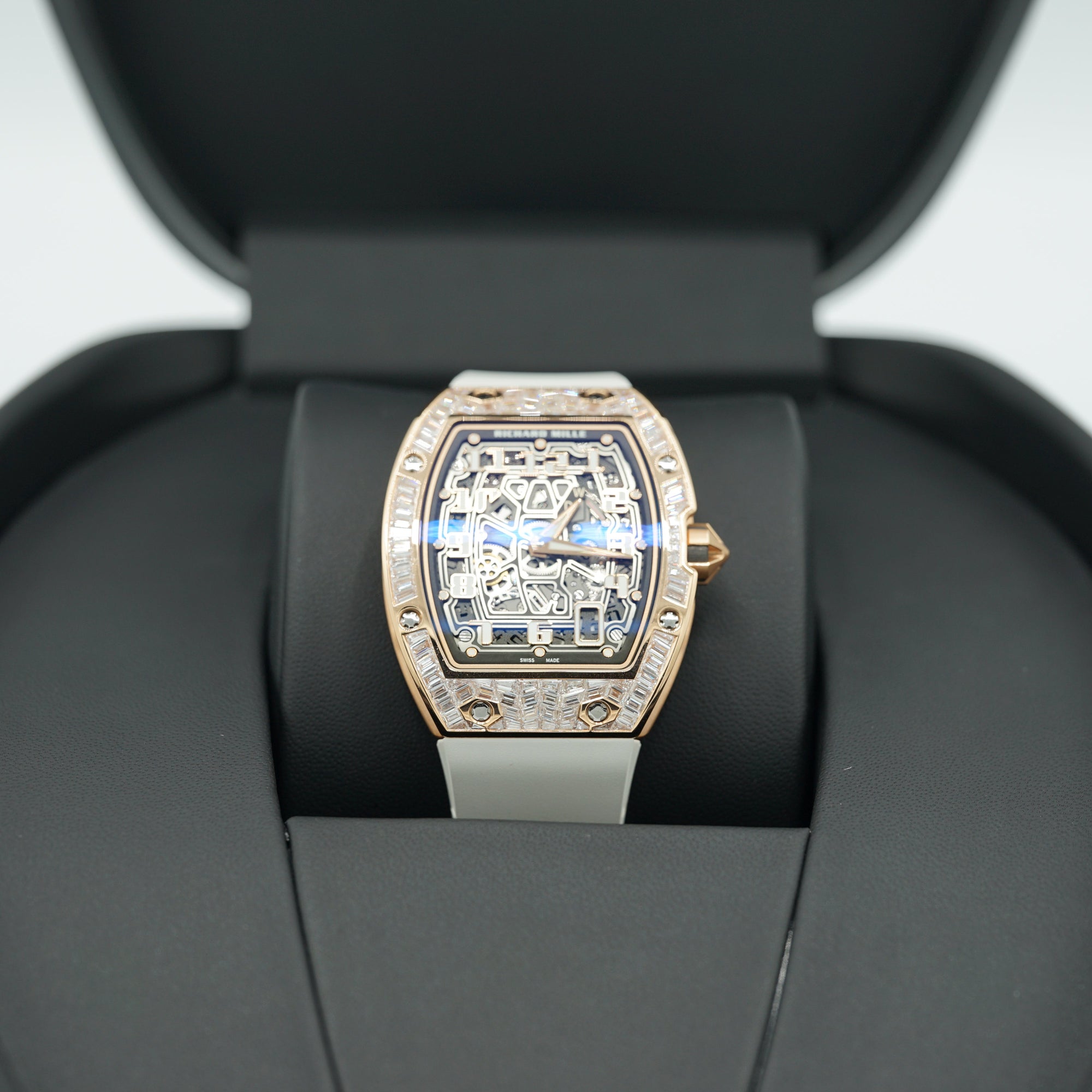 RM67-01 - WATCHXNYC