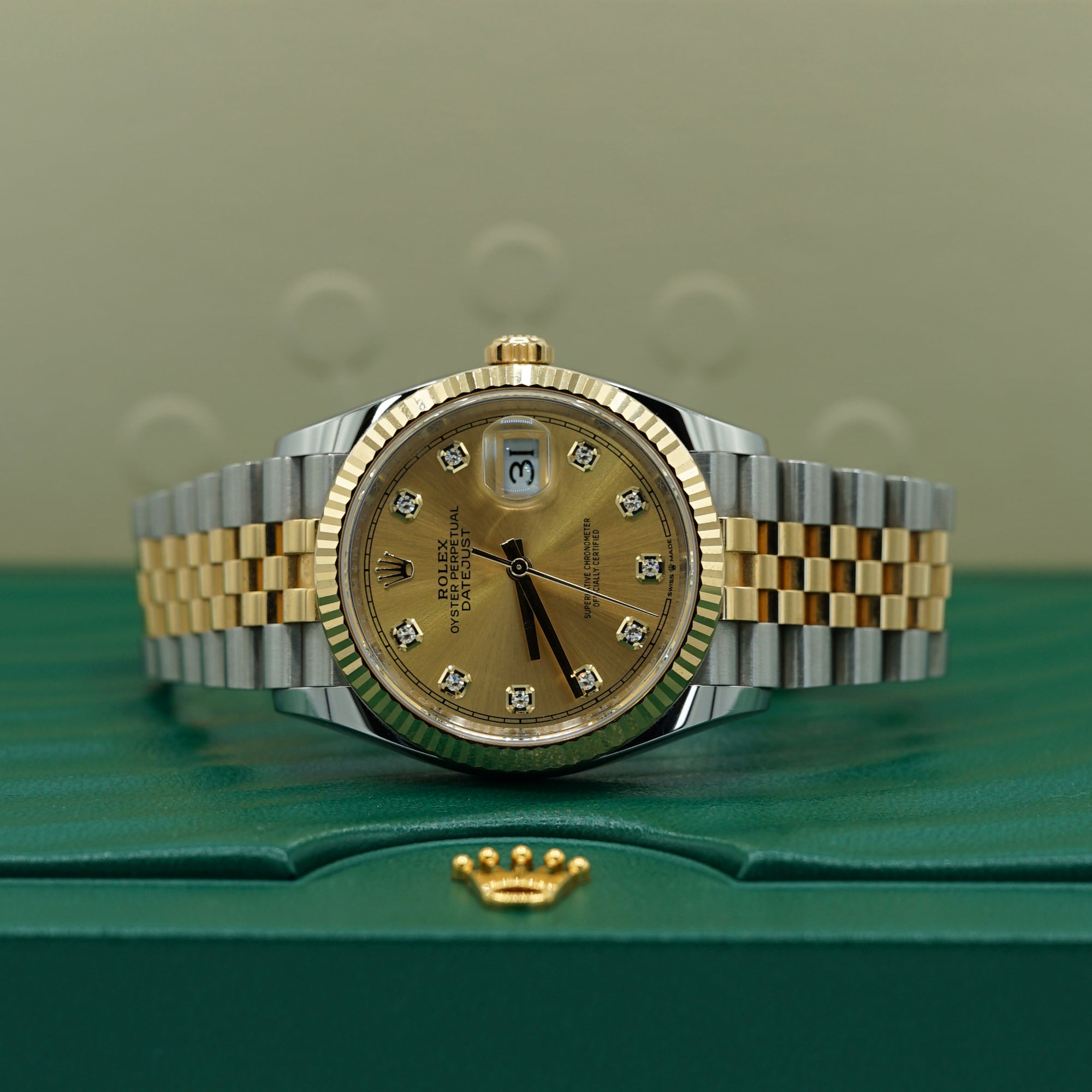 2025 Rolex Datejust 36 mm Champagne-Colour Set With Diamonds Dial Oystersteel and 18k Yellow Gold Jubilee Bracelet 126233-0017 - WATCHXNYC