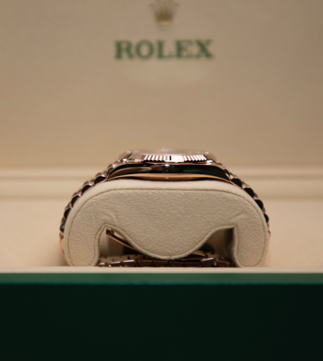 Rolex Oyster 40 mm Chocolate Dial 18 kt Everose Gold President, Semi-Circular Three-Piece Links 228235-0053 - WATCHXNYC