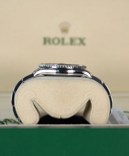 Rolex Yacht-Master 37 mm Slate Dial Oystersteel And Platinum Oyster Bracelet 268622-0002 - WATCHXNYC