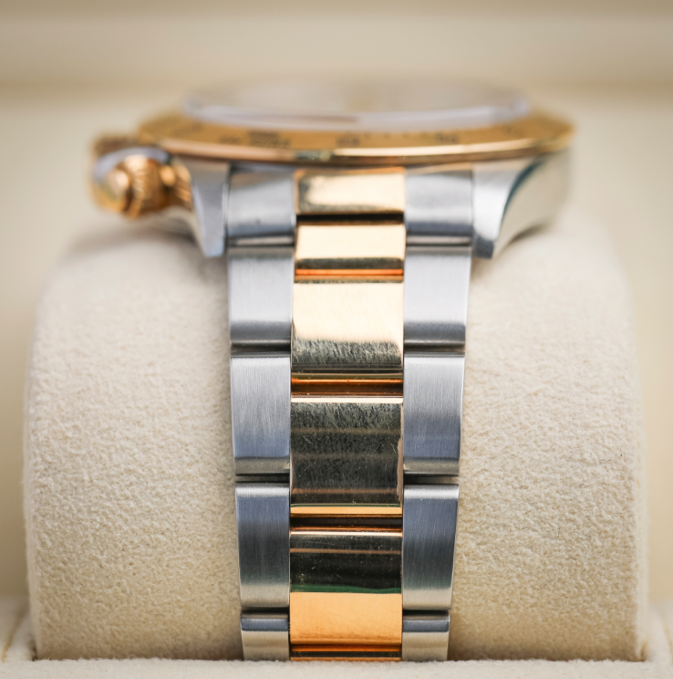 Rolex Oyster 40 mm White, Golden Counter Rings Dial Yellow Rolesor - combination of Oystersteel and yellow gold Oysterflex 126503-0001 - WATCHXNYC
