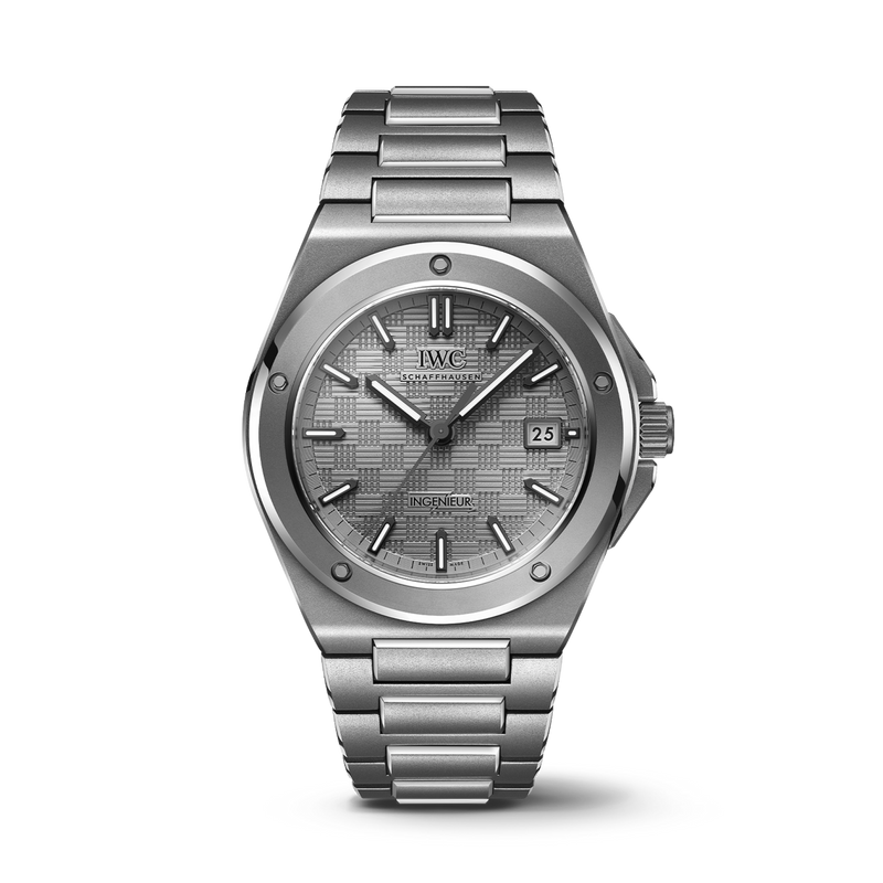 IWC Schaffhausen Ingenieur Automático 40 mm Pulsera de titanio con esfera de rodio IW328904 